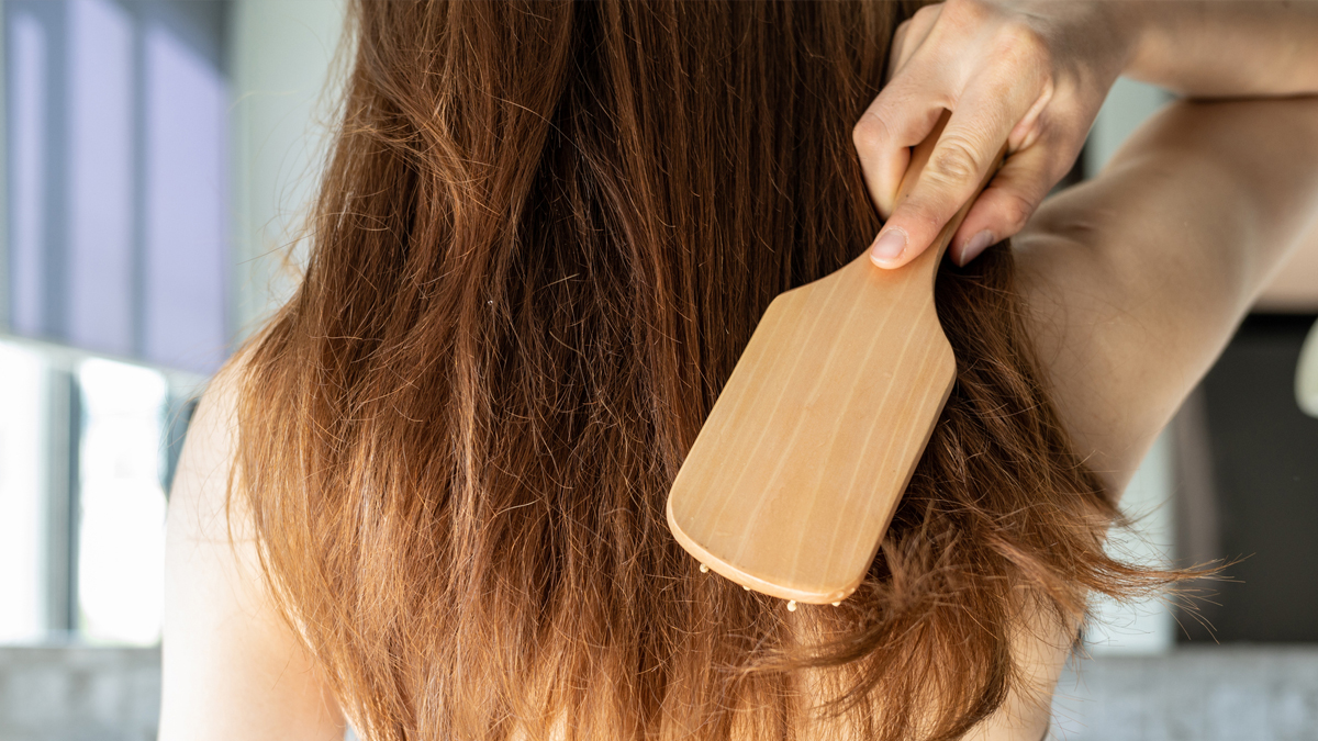 Puszące się włosy – co robić?